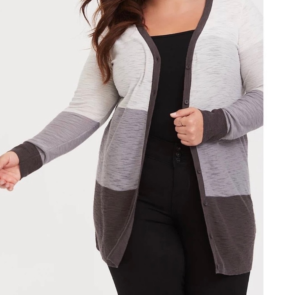 Torrid Grey And White Button Front Cardigan Size 2x